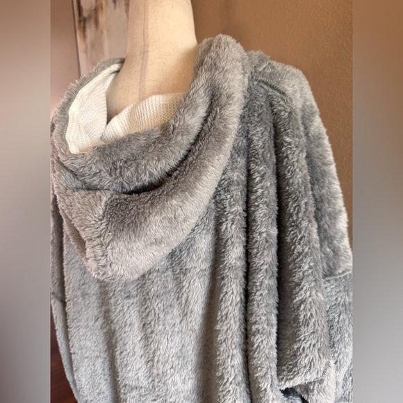 Teddy Sherpa oversized sweatshirt - Picture 9 of 10